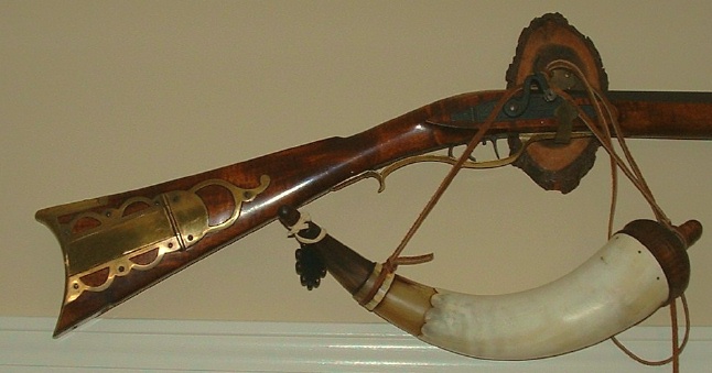 Bedford County Rifle detail & Powder Horn